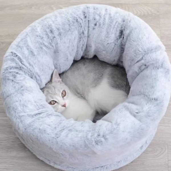 Soft and warm bunny fur sleeping bag pet bed for cats and dogs
